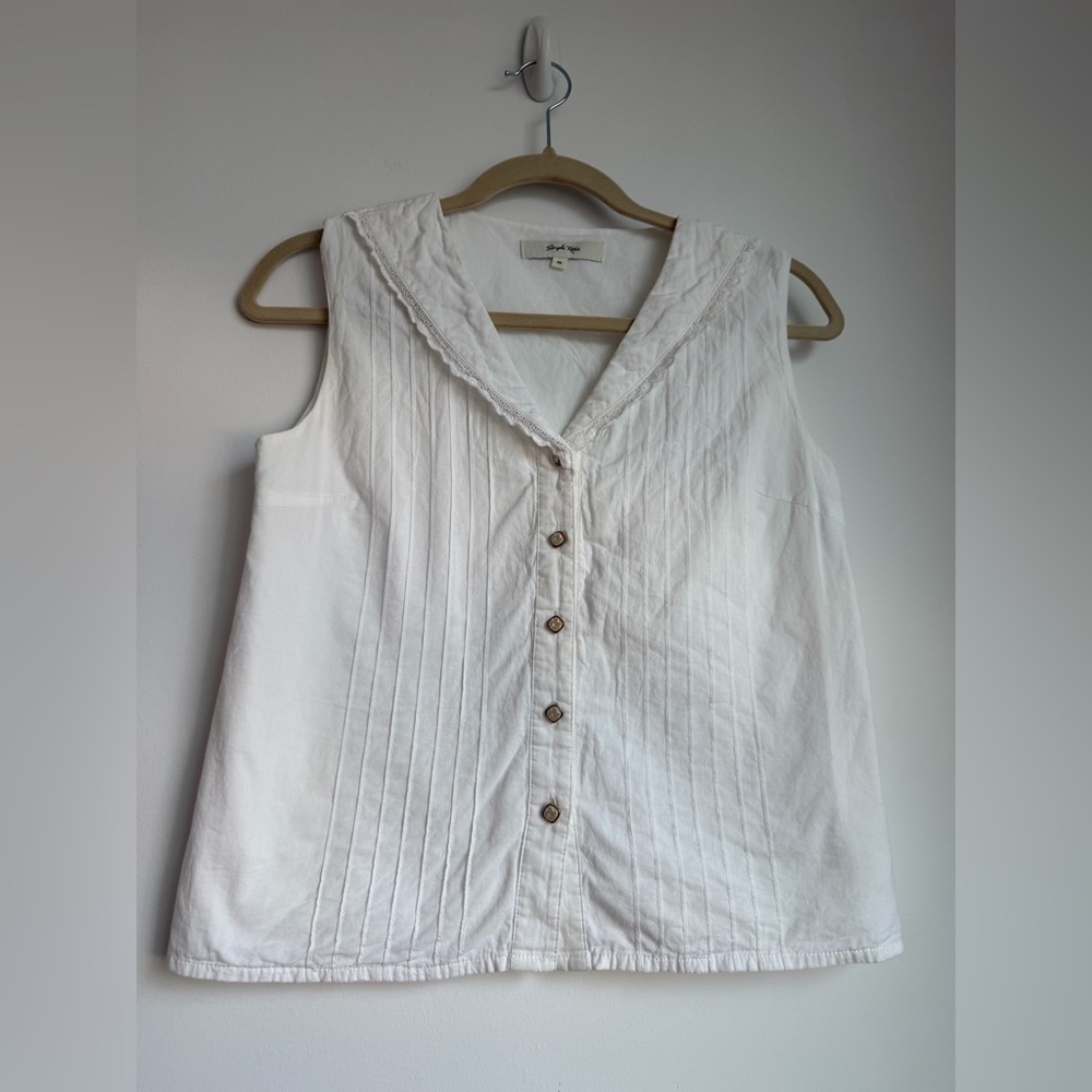 🎀 Simple Retro vintage V-Neck Pintuck Button Front Top with Pearl buttons XS